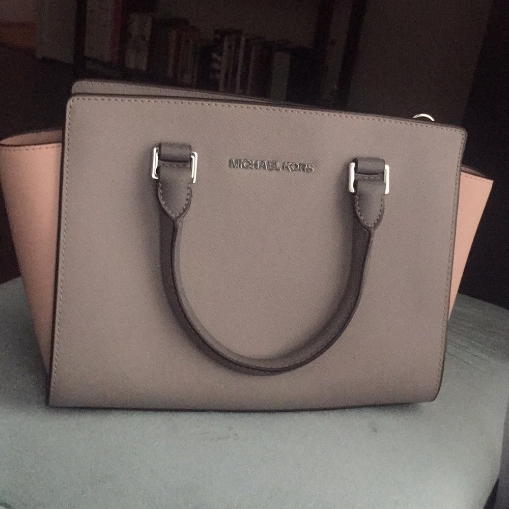 Michael Kors purse